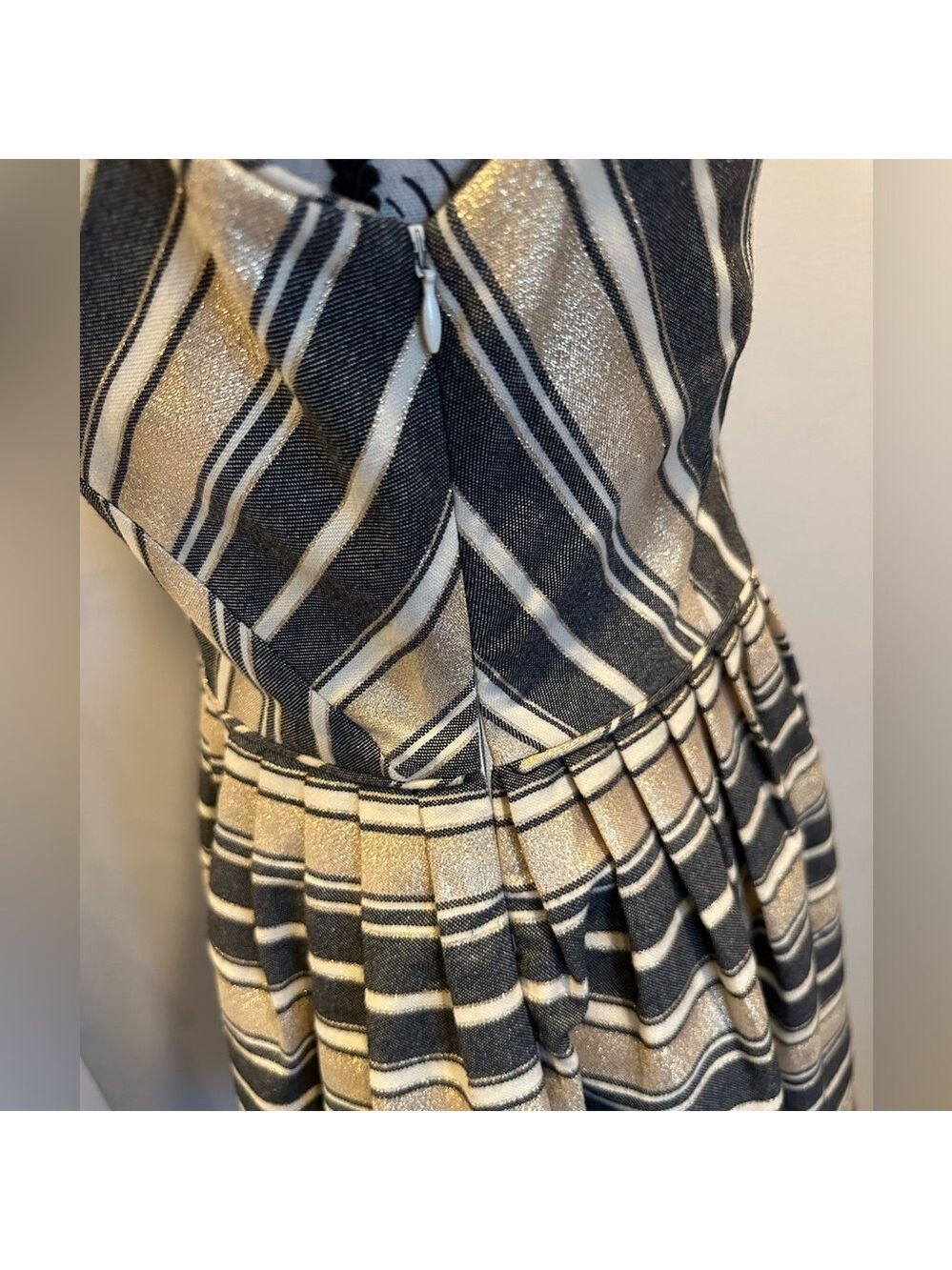 J. Crew Fit & Flair Striped Metallic Sleeveless V Neck Dress with Pockets Sz 4 - Picture 6 of 8